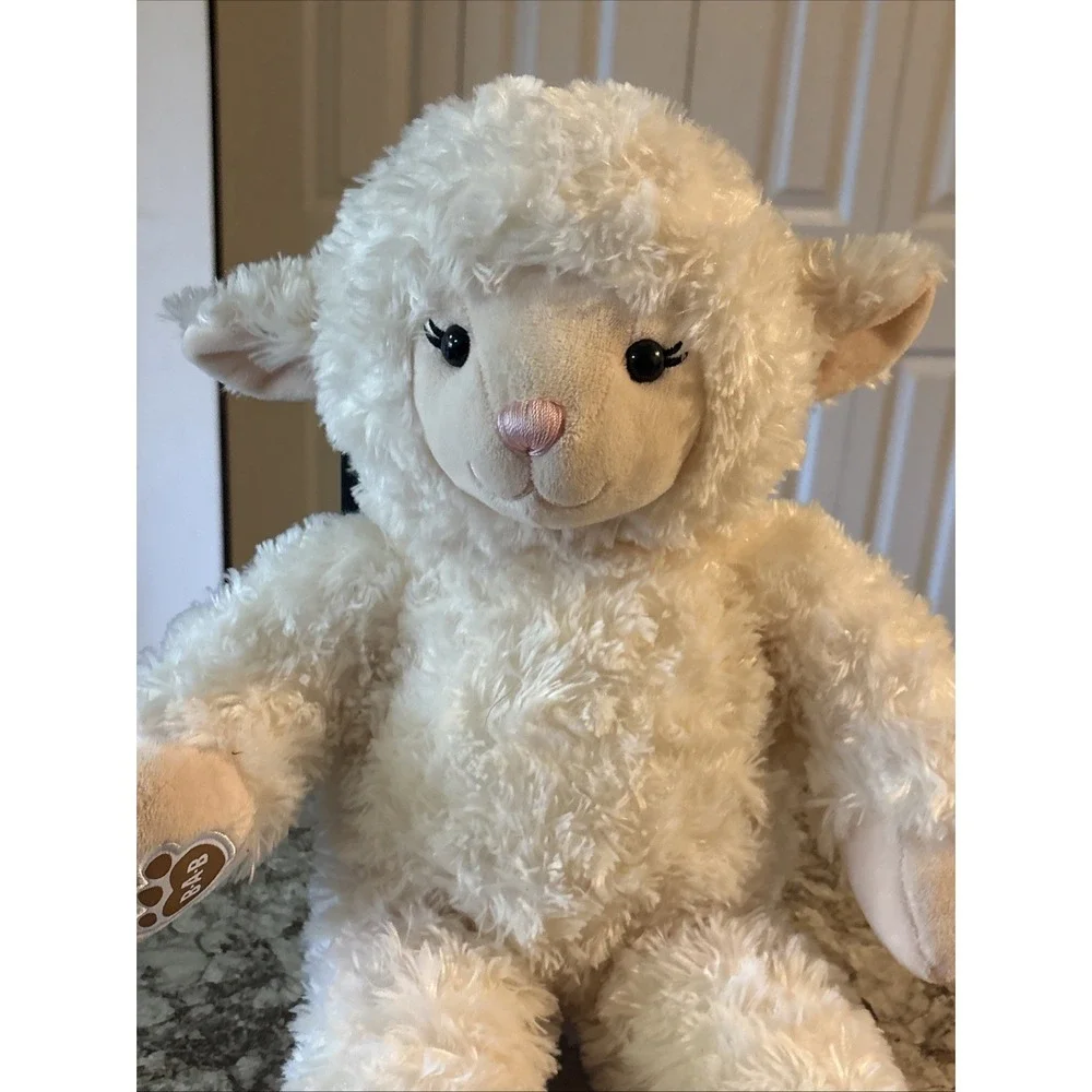 Build-A-Bear Vanilla Cuddly Lamb Sheep Plush Stuffed Toy Eyelashes Retired 2018